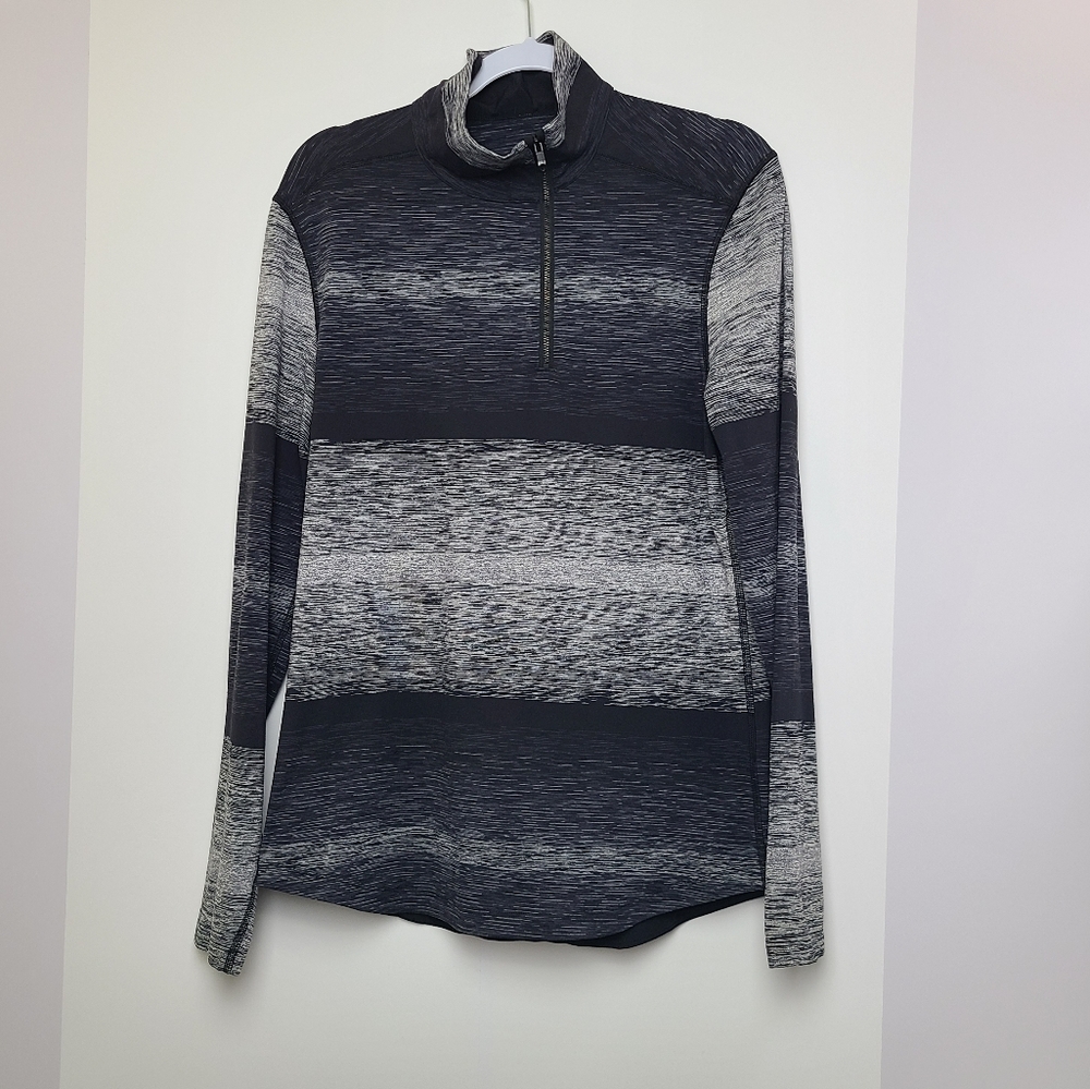 Lululemon men's gray 1/4 zip pullover activewear long sleeve shirt, PTP 19"